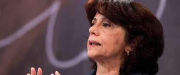 Donatella Di Cesare, flop pesante in Calabria. La débacle della docente rossa che elogiava Barbara Balzerani, capolista per Avs