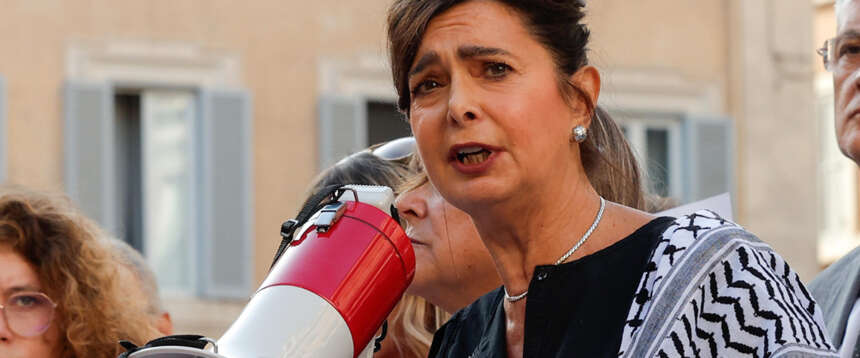 Italia-Israele, scende in campo la Boldrini per “incendiare” i Pro Pal: “La partita non va giocata” Italia-Israele, scende in campo la Boldrini per “incendiare” i Pro Pal: “La partita non va giocata”