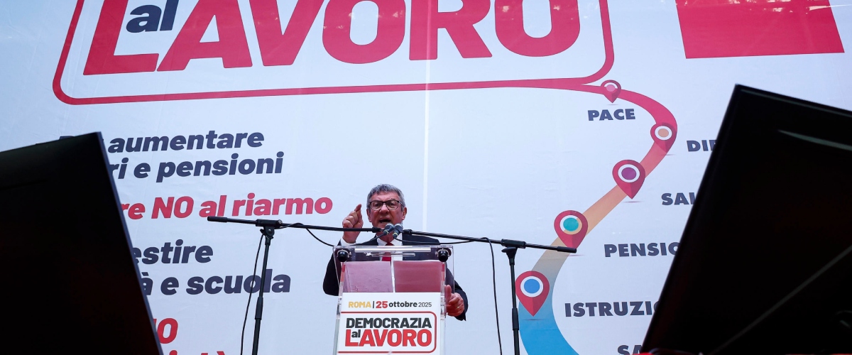 Cgil, piazza scarna. O non c’è emergenza democratica o la manifestazione è stata un flop Cgil, piazza scarna. O non c’è emergenza democratica o la manifestazione è stata un flop