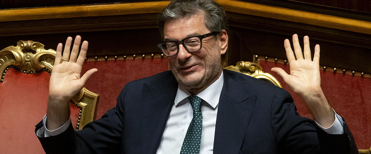 Manovra: pax fiscale, Irpef giù, salari su. Giorgetti: “Nella Ue a testa alta, non siamo più la pecora nera” Manovra: pax fiscale, Irpef giù, salari su. Giorgetti: “Nella Ue a testa alta, non siamo più la pecora nera”