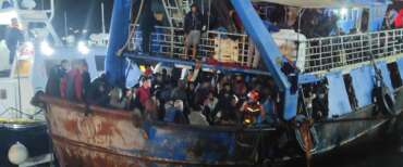 Migranti, la stretta funziona: gli sbarchi irregolari calano del 22 per cento nella Ue. La sinistra ora la smetterà di “dare i numeri”
