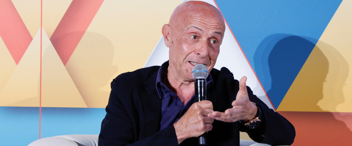 Gaza e migranti, Minniti boccia la “sua” sinistra: “Italia apripista nella ricostruzione. Senza Trump non avremmo smosso le acque” Gaza e migranti, Minniti boccia la “sua” sinistra: “Italia apripista nella ricostruzione. Senza Trump non avremmo smosso le acque”