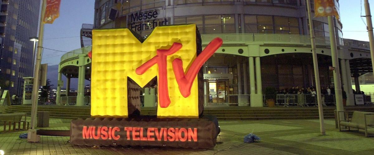 Chiude Mtv: anche il canale che “uccise le star della radio” è finito vittima dei social Chiude Mtv: anche il canale che “uccise le star della radio” è finito vittima dei social