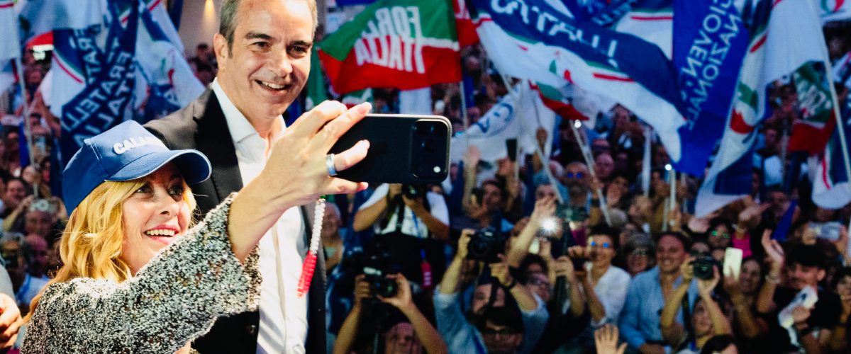 Tanti cari saluti dalla Calabria: Occhiuto vince in due minuti. Con Tridico il campo largo incassa l’undicesima sconfitta