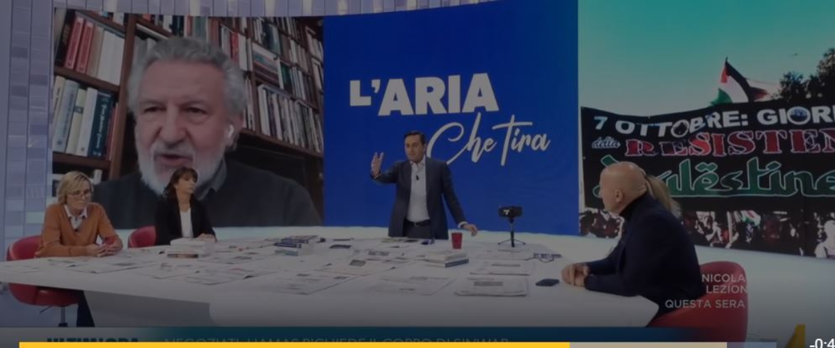 Odifreddi a l’Aria che tira difende Hamas e gela Parenzo: “È un’ala estrema della resistenza palestinese. Anche Mandela…” (video)