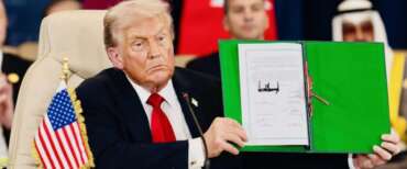 Il giorno della pax trumpiana: dalla standing ovation alla Knesset alla firma di Sharm el Sheik