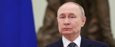 Putin costretto a tagliare gli incentivi per chi si arruola: la Russia è a corto di soldi