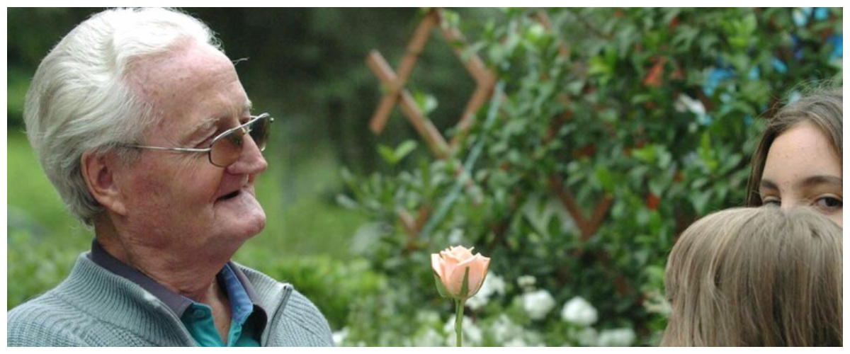 Festa dei nonni, l’architrave della società. Meloni: “Una presenza insostituibile per tutte le nostre famiglie”