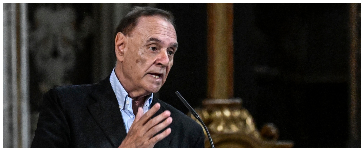 Mastella, da democristiano a neo grillino: in Campania si schiera a sostegno di Fico candidando il figlio… Mastella, da democristiano a neo grillino: in Campania si schiera a sostegno di Fico candidando il figlio…