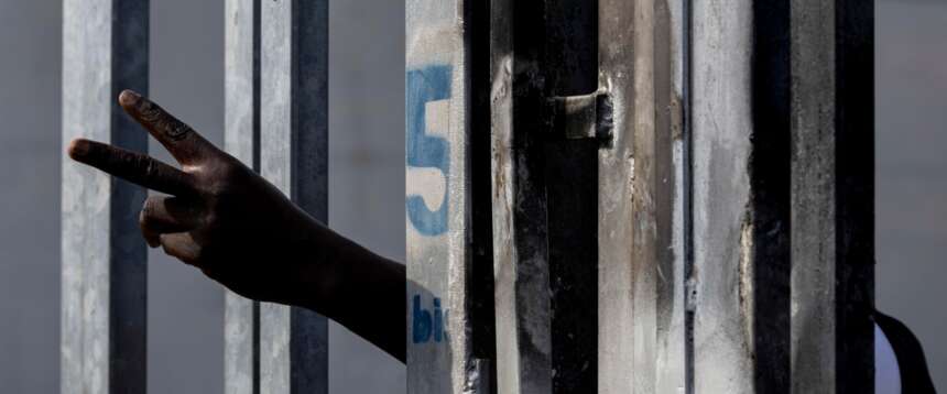 Per evitare l’espulsione aveva lo status di rifugiato bisessuale: chi è il 28enne che ha massacrato 7 donne a Milano Per evitare l’espulsione aveva lo status di rifugiato bisessuale: chi è il 28enne che ha massacrato 7 donne a Milano