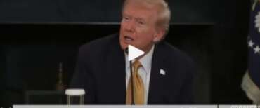 Trump alla giornalista francese: “Hai un bell’accento, ma non si capisce niente di quello che dici” (video)