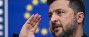 Zelensky: “Più pressioni sulla Russia. All’Ue serve un grosso arsenale comune e che Mosca lo sappia”