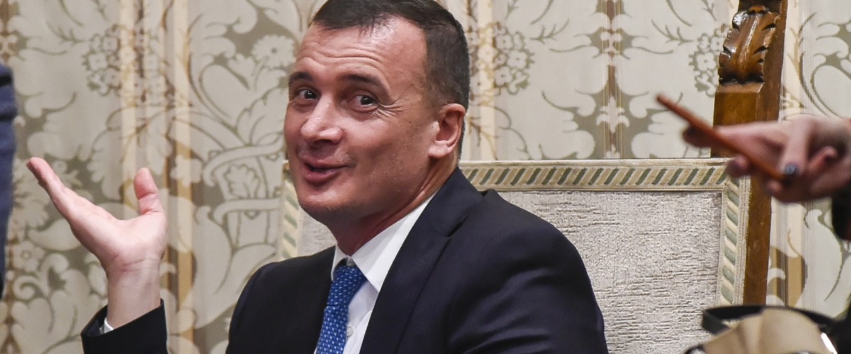 Rocco Casalino, M5S addio. Chiusa la porta a Conte, apre un nuovo portone: dirigerà un giornale online. Il sogno? Diventare il nuovo Cerno Rocco Casalino, M5S addio. Chiusa la porta a Conte, apre un nuovo portone: dirigerà un giornale online. Il sogno? Diventare il nuovo Cerno