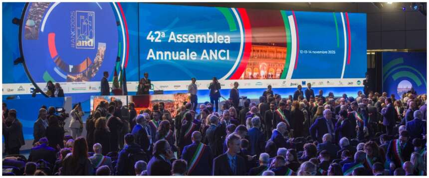 Giorgia Meloni all’assemblea annuale Anci: “È la prima manovra senza tagli ai Comuni” (il messaggio integrale)