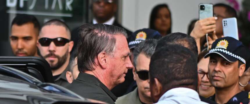 In manette l’ex presidente del Brasile Bolsonaro per “ragioni di ordine pubblico”. La Lega: arresto politico