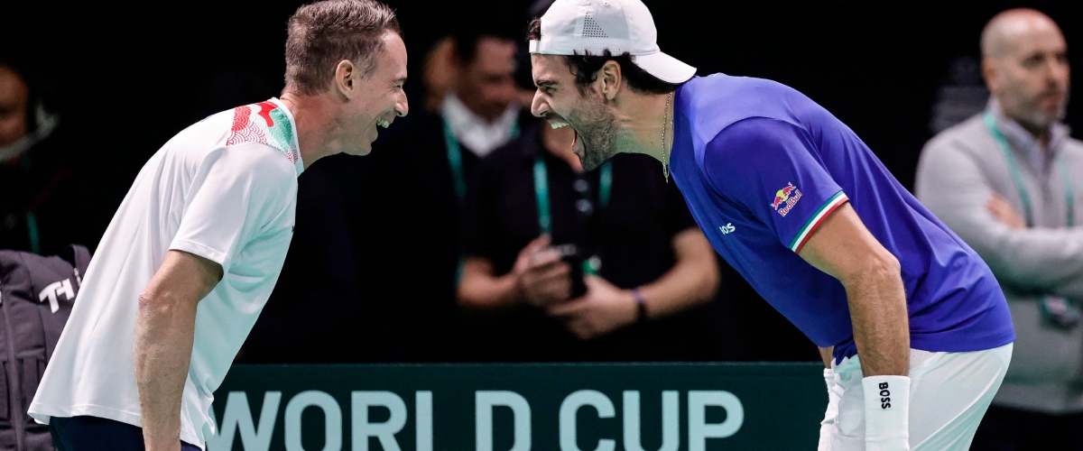 Coppa Davis, Berrettini e Cobolli portano l’Italia in semifinale: Austria battuta 2 0. L’orgoglio di capitan Volandri per i suoi ragazzi