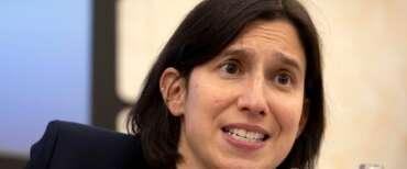 Un altro lunedì da incubo per il Pd: il sondaggio Mentana è una batosta per Schlein. Cresce ancora FdI