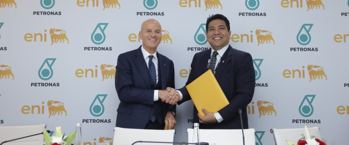 Eni con Petronas: al via il polo energetico in Asia. De Scalzi: “Momento di trasformazione”