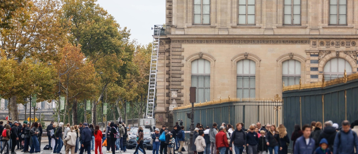 Furto al Louvre, il punto sulle indagini
