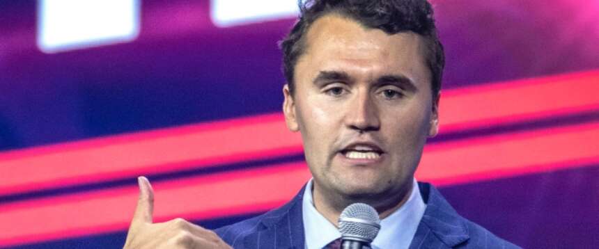 Chi ha paura di Charlie Kirk? Azione universitaria vuole dedicargli un’aula a Ferrara, ma l’ateneo frena