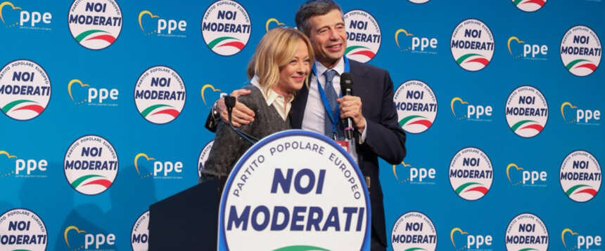 Meloni esalta i moderati: “L’Italia sta stupendo tutti, con il premierato possiamo dare più potere al popolo”