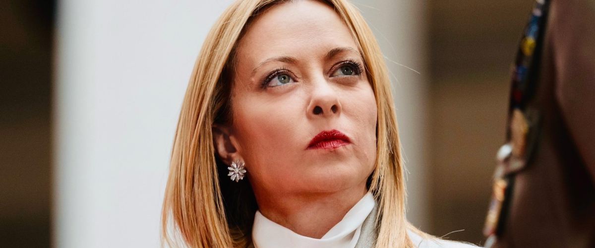 Meloni sbarra la strada alla patrimoniale e manda ai matti la sinistra: “Con la destra non vedrà mai la luce” Meloni sbarra la strada alla patrimoniale e manda ai matti la sinistra: “Con la destra non vedrà mai la luce”