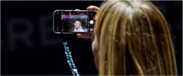 Se la sinistra è “frenata” dal radicalismo degli intellò, la destra è “spinta” dal realismo. Come vuole il suo popolo