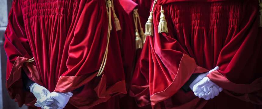 Riforma della Giustizia, i magistrati: tutti premiati in carriera e mai sanzionati. Ecco i numeri di un’inchiesta che fa riflettere