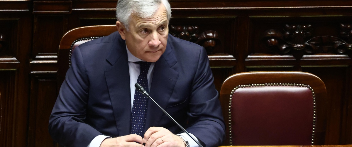 Ritorno al futuro, il governo scommette sul rientro delle nostre intelligenze: con un piano e 50 mln sul tavolo, più 11 miliardi per le infrastrutture Ritorno al futuro, il governo scommette sul rientro delle nostre intelligenze: con un piano e 50 mln sul tavolo, più 11 miliardi per le infrastrutture