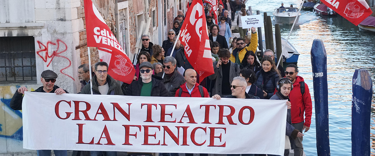Beatrice Venezi debutta da direttore della “Fenice”. I sindacalisti rossi sono stati “silenziati” e non ci stanno…
