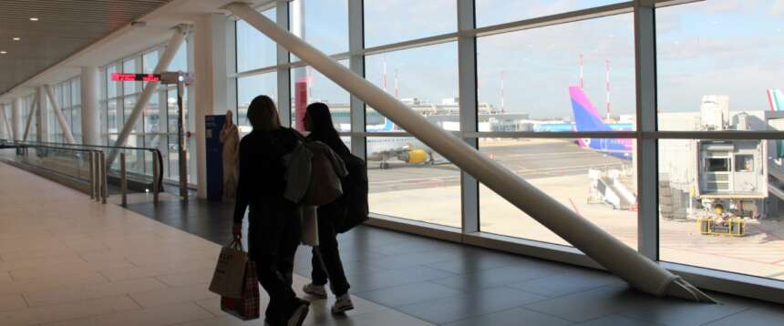 Migliaia di voli a rischio per Natale: Airbus ha bloccato 6mila aerei in tutto il mondo per problemi al software di bordo