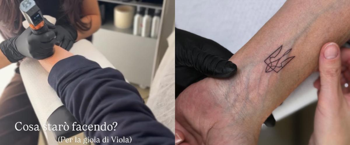 Calenda si fa tatuare il simbolo dell’Ucraina e posta il video sui social: «E mo’ è per la vita. Slava Ukraini»