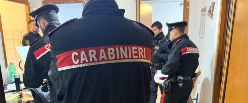 Maxi blitz dei Carabinieri a Roma: 18 arresti al campo nomadi. Un detenuto tra i ‘registi’ dei colpi