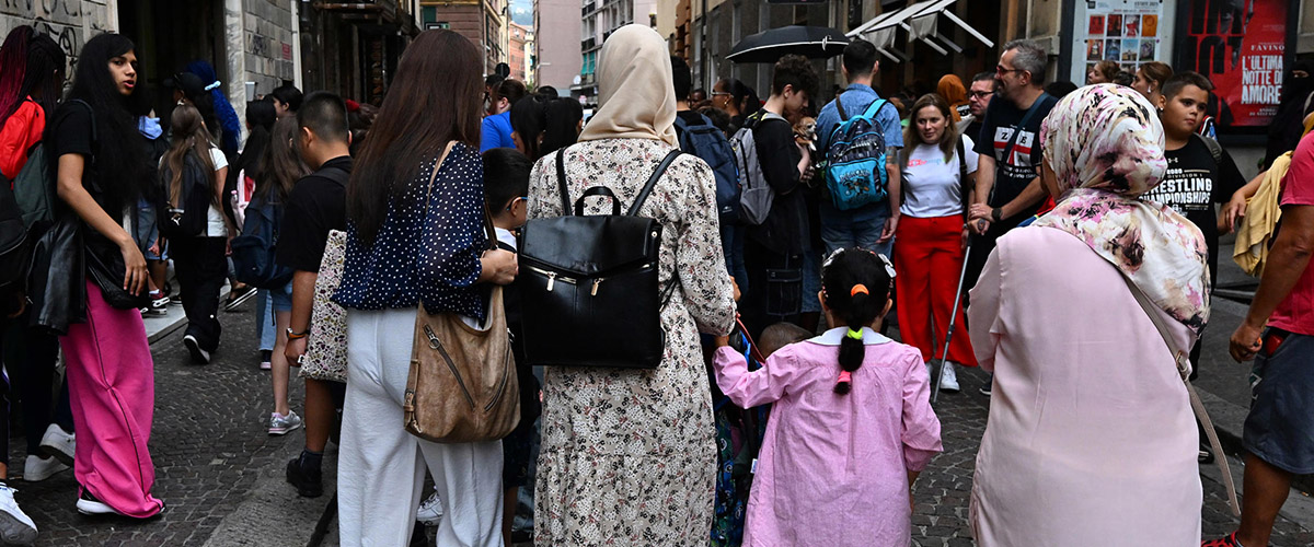 Niente casa all’immigrata senza lavoro: l’assessore di FdI applica la legge, la Cgil protesta, il giudice gli dà ragione Niente casa all’immigrata senza lavoro: l’assessore di FdI applica la legge, la Cgil protesta, il giudice gli dà ragione