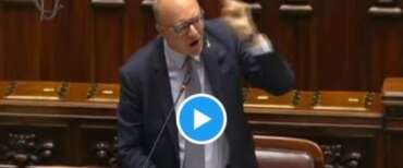 Scuola e educazione sessuale, Valditara replica duramente al caos scatenato in Aula, pretestuosamente, dalle opposizioni