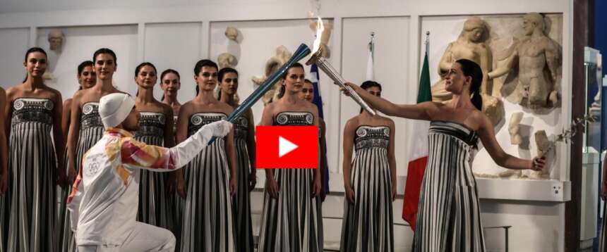 La cerimonia di accensione della Fiamma Olimpica