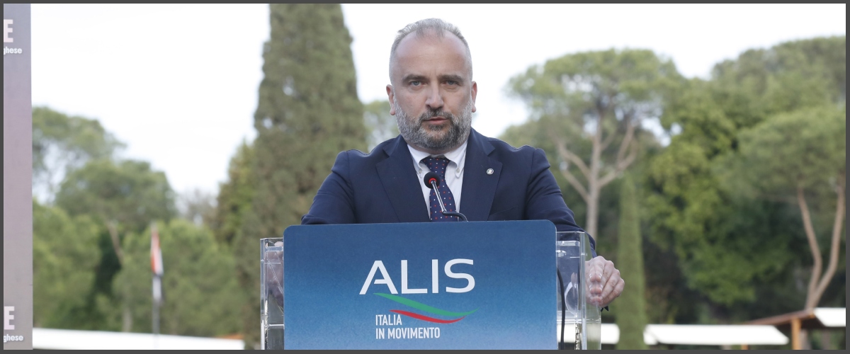 Liberare la Campania, Iannone suona la carica: “ll condono serve a rimediare gli errori degli amministratori di sinistra” Liberare la Campania, Iannone suona la carica: “ll condono serve a rimediare gli errori degli amministratori di sinistra”