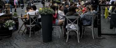 Di cosa parlano gli italiani al bar?