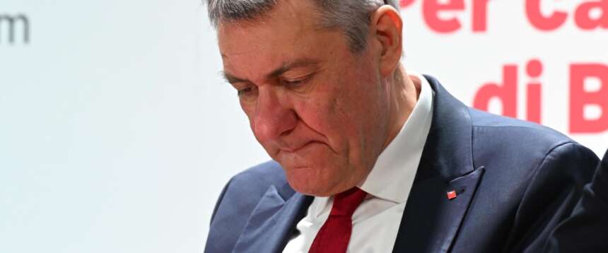 Chiamata alle armi “copia e incolla” di Landini contro la manovra. Sarà di venerdì, che fantasia. L’ironia del centrodestra