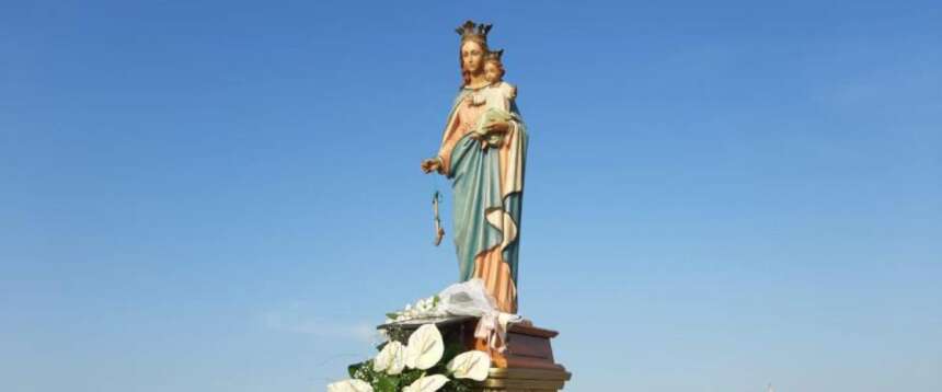 La Madonna “Stella Maris” durante la processione di Ferragosto