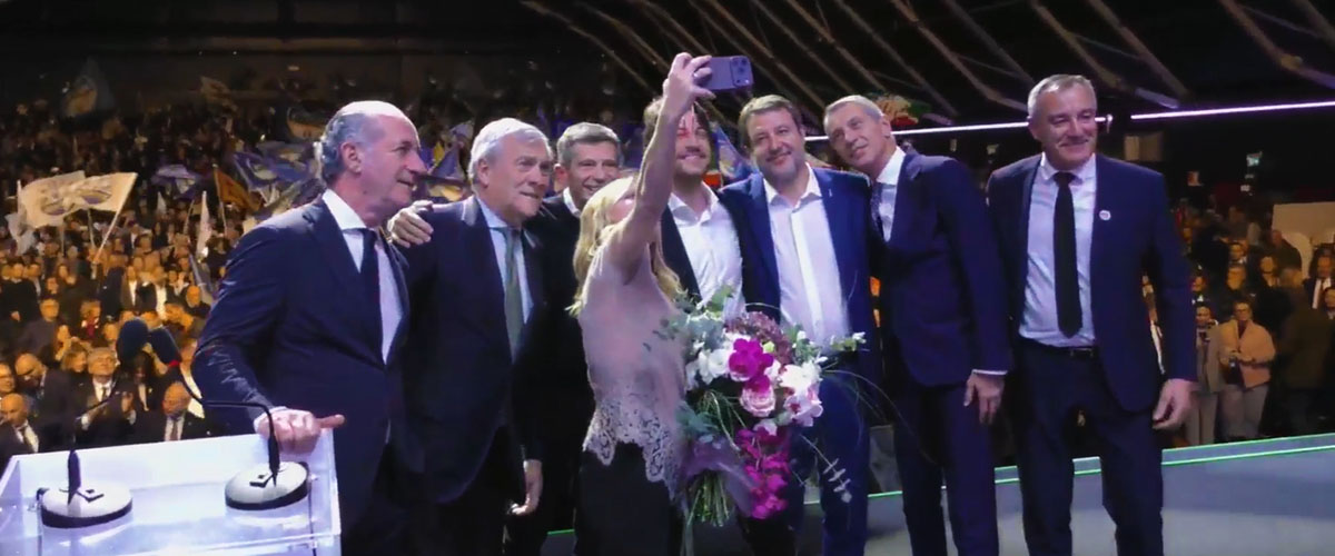 Meloni infiamma il Veneto: “Andate a votare e lasciate all’opposizione la sinistra e le sue ricette comuniste” Meloni infiamma il Veneto: “Andate a votare e lasciate all’opposizione la sinistra e le sue ricette comuniste”