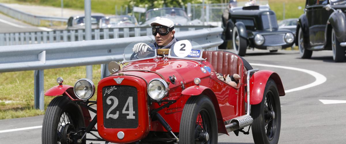 Il rombo dei motori contro il silenzio del progresso: cosa c’è dietro il fascino irresistibile delle auto d’epoca Il rombo dei motori contro il silenzio del progresso: cosa c’è dietro il fascino irresistibile delle auto d’epoca