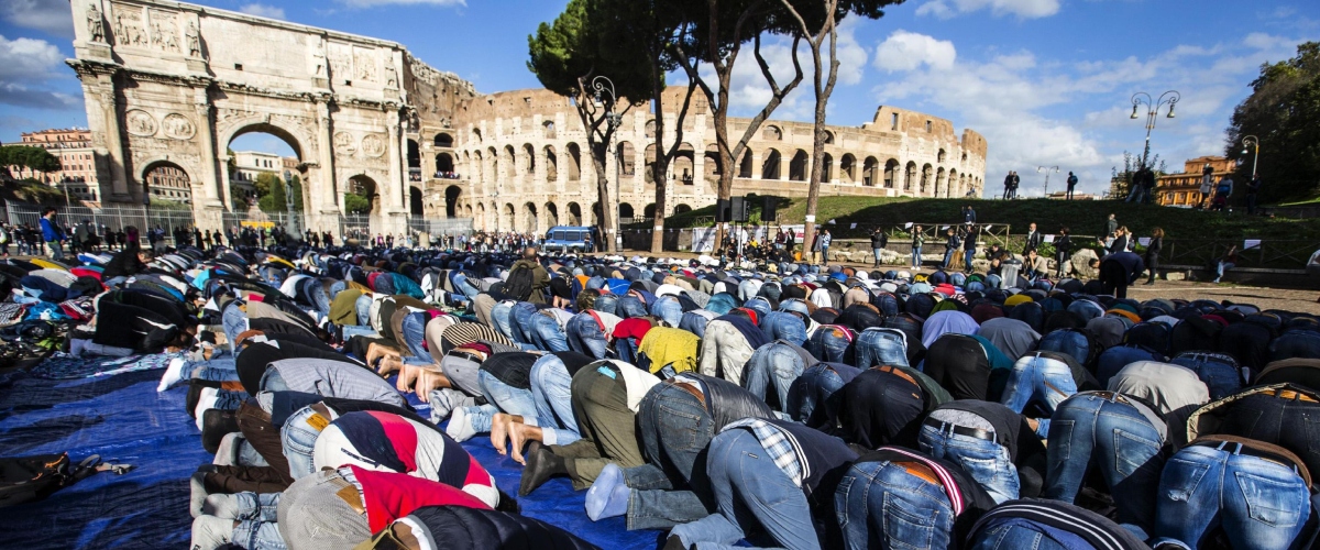 Si chiama Muro27: è il partito dei musulmani che punta su Roma con l’aiuto della sinistra Si chiama Muro27: è il partito dei musulmani che punta su Roma con l’aiuto della sinistra