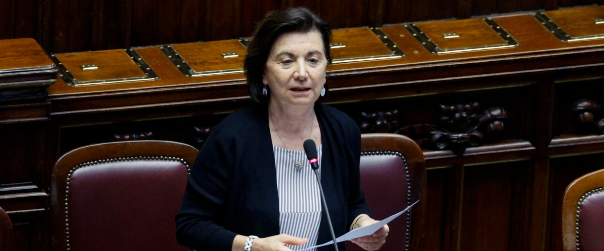 Roccella: ricostruire un’alleanza scuola-famiglia ma l’educazione spetta in primo luogo ai genitori