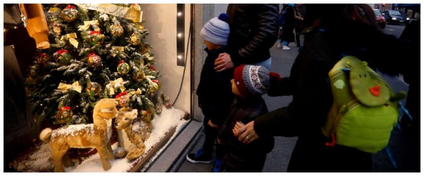 Arriva la tredicesima 2025: 42 miliardi nelle tasche degli italiani, un terzo sarà speso in doni di Natale