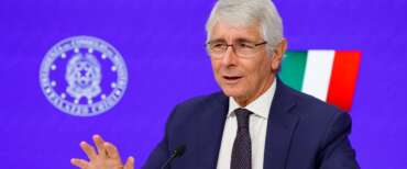 Giovani e servizio civile, Abodi presenta la riforma: “Al lavoro per riformare l’intera normativa”