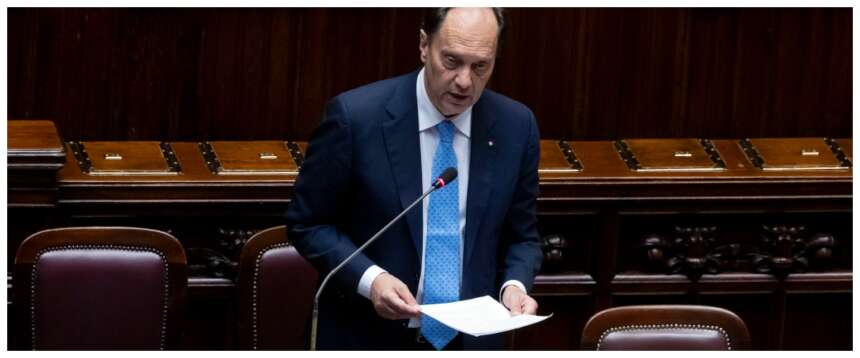 Ciriani: “Manovra seria, fatta con le risorse che avevamo. Sulla legge elettorale l’opposizione collabori”