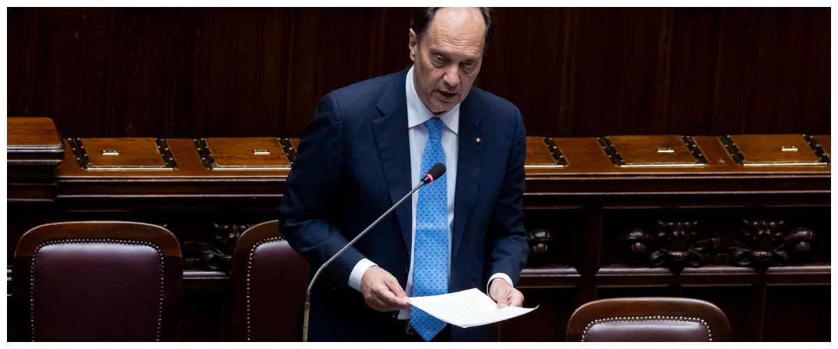 Ciriani: “Manovra seria, fatta con le risorse che avevamo. Sulla legge elettorale l’opposizione collabori”