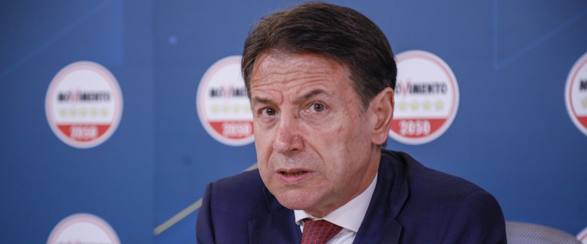 Conte accerchiato, tra sudoku delle nomine M5S e gelo con Elly Schlein, dialogo e alleanze da campo largo si surgelano