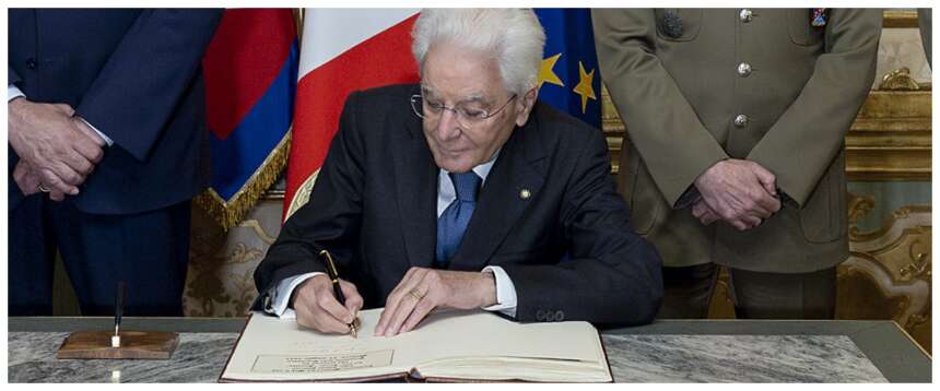 Dallo scafista libico all’anziano uxoricida: chi sono i 5 detenuti che hanno ricevuto la grazia da Mattarella